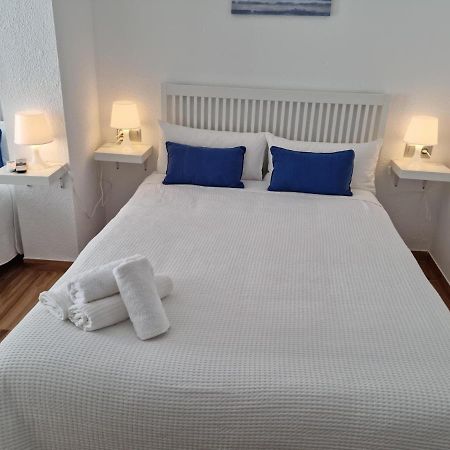Hostal Nerjasol Bagian luar foto