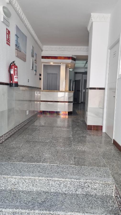Hostal Nerjasol Bagian luar foto