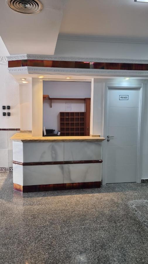 Hostal Nerjasol Bagian luar foto