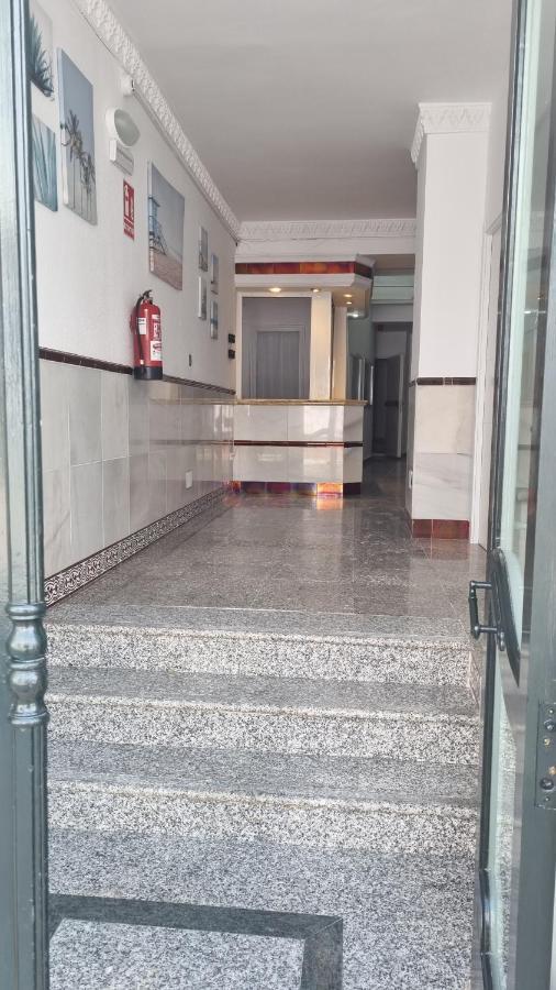 Hostal Nerjasol Bagian luar foto