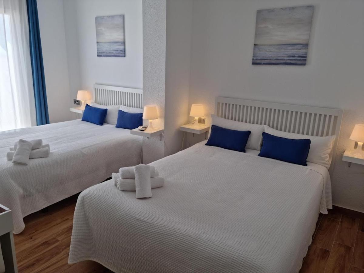 Hostal Nerjasol Bagian luar foto
