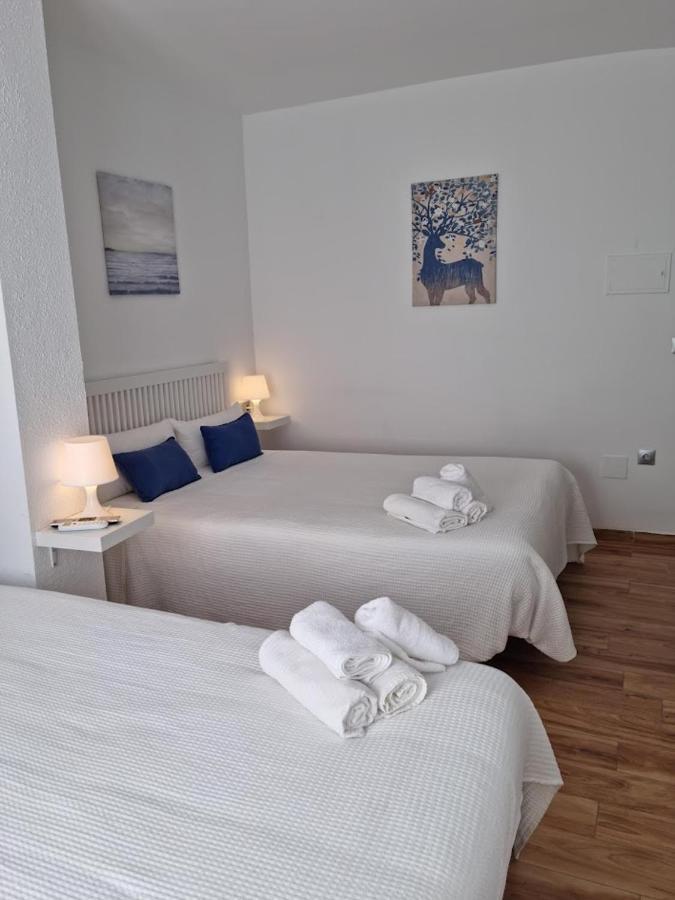 Hostal Nerjasol Bagian luar foto